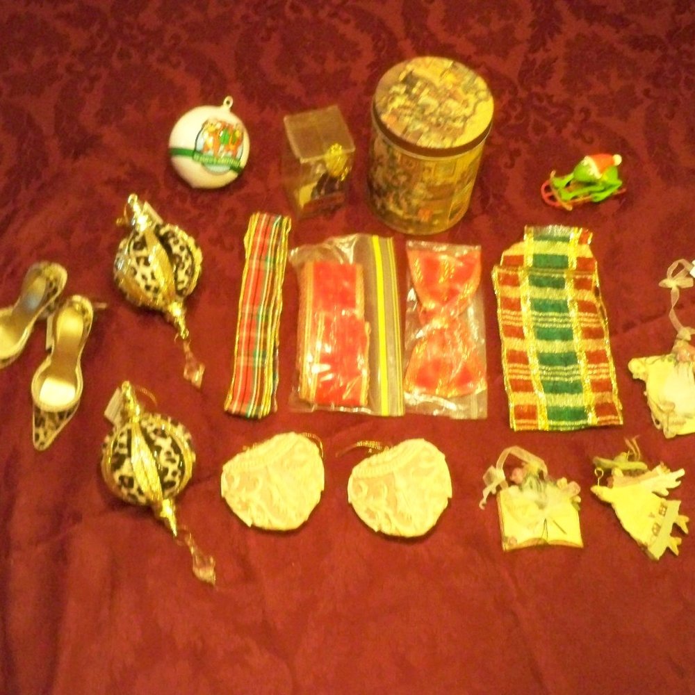Kermit The Frog, Assorted Christmas ornaments